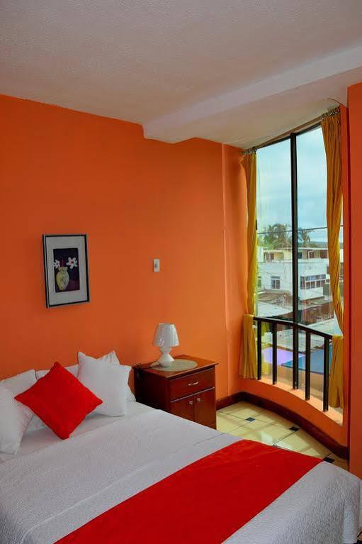 Hostal Carliza Пуэрто-Айора Экстерьер фото
